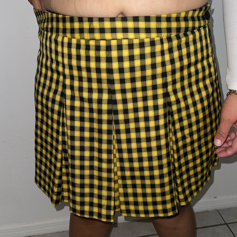 H&M pleated skirt